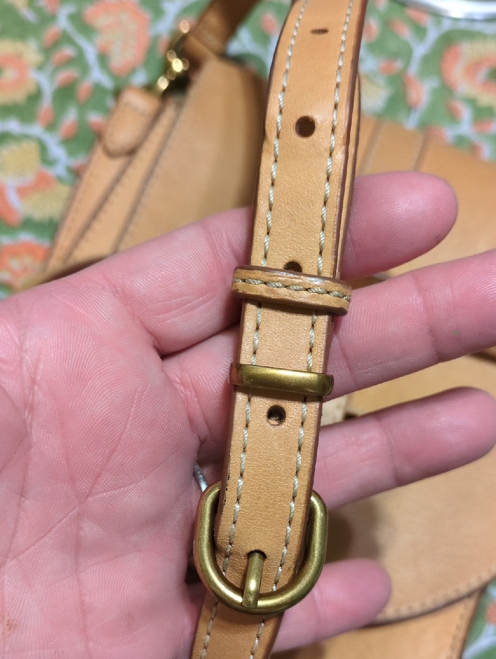 FRYE Classic Tan Leather Crossbody Bag - Women's Shoulder Purse - Picture 15 of 15